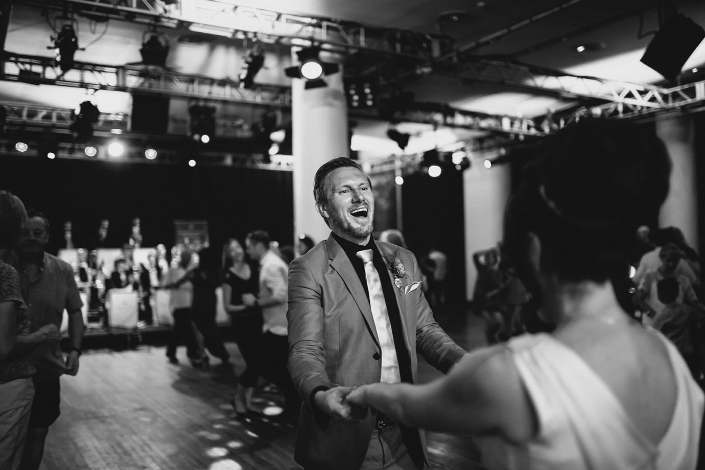 Bride and Groom, first dance, London wedding photography 